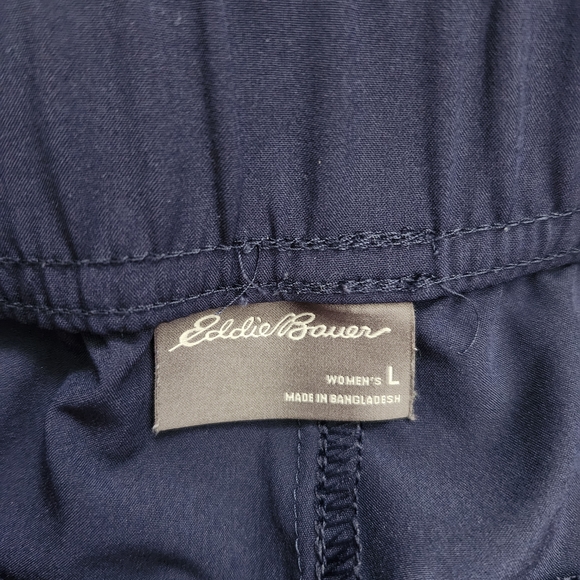 Eddie Bauer Women's Navy Cropped Pants - Picture 9 of 12